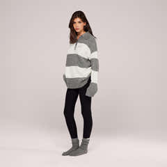 Gebürsteter Oversized-Polo-Pullover aus Strick – Grau gestreift