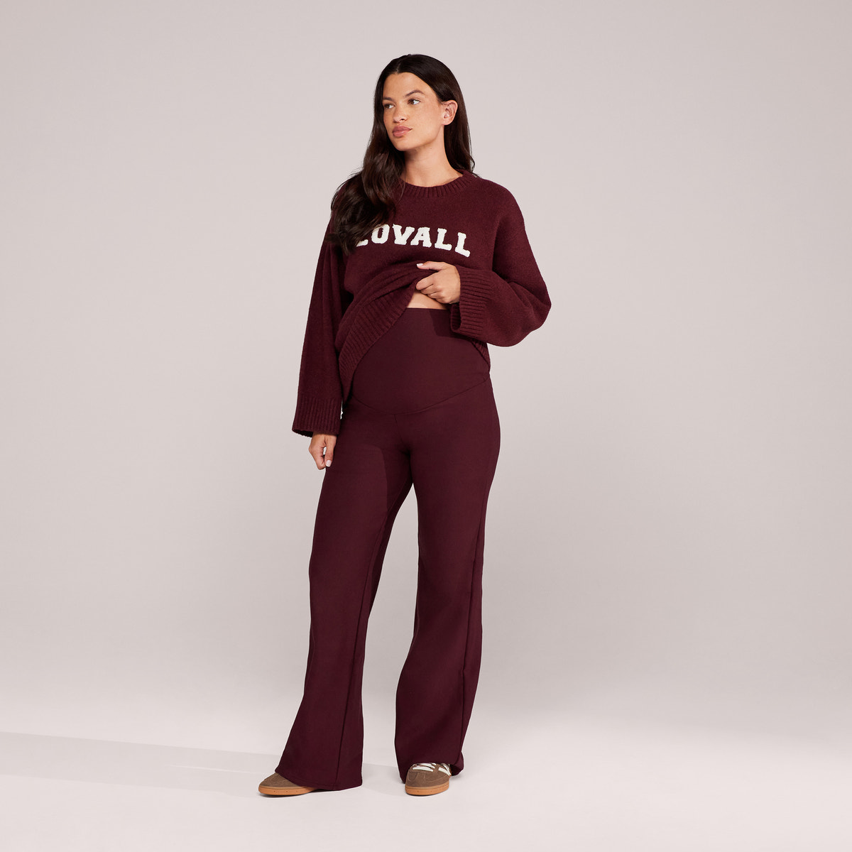 Umstands-Winterleggings mit ausgestelltem Bein – Schwarz