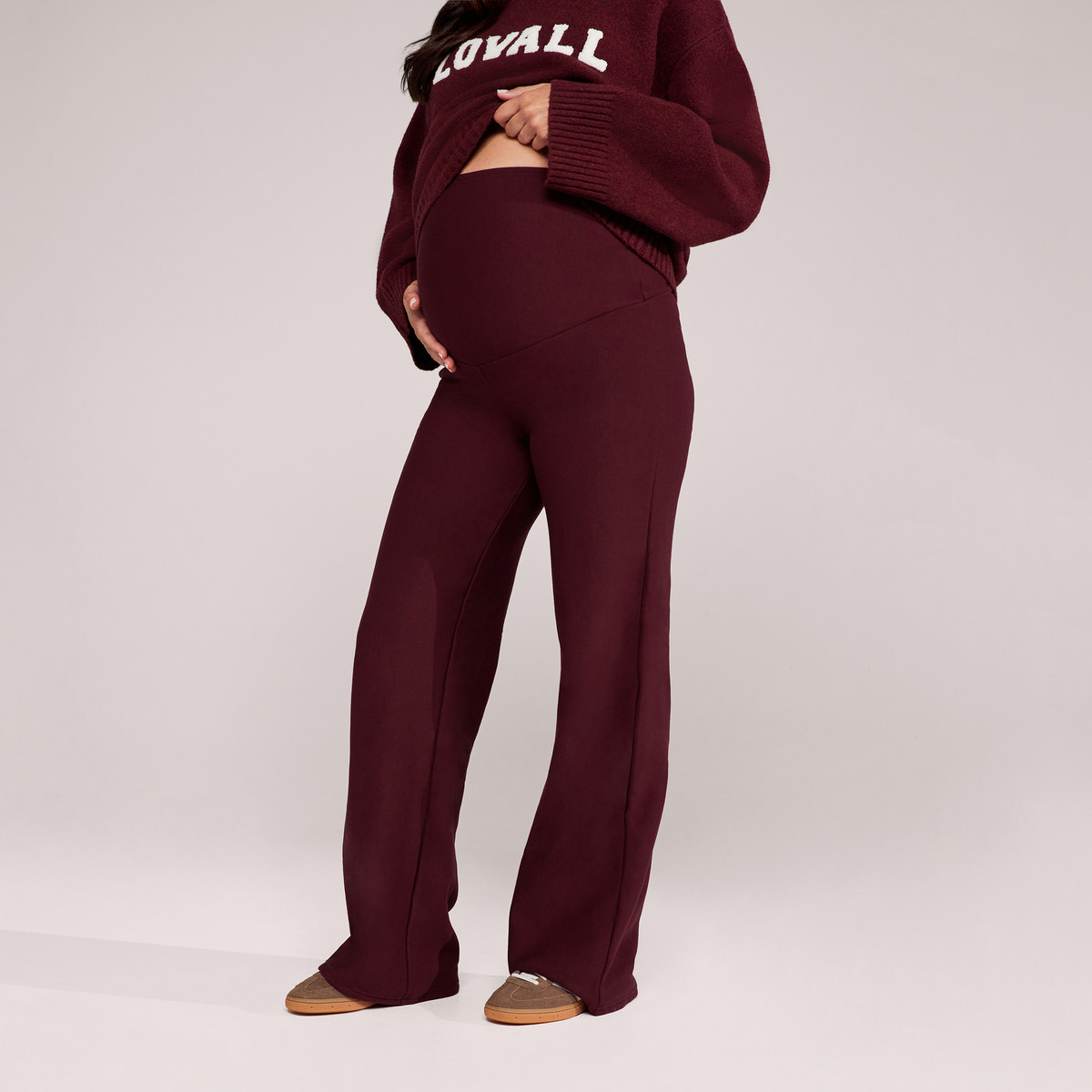 Umstands-Winterleggings mit ausgestelltem Bein – Schwarz
