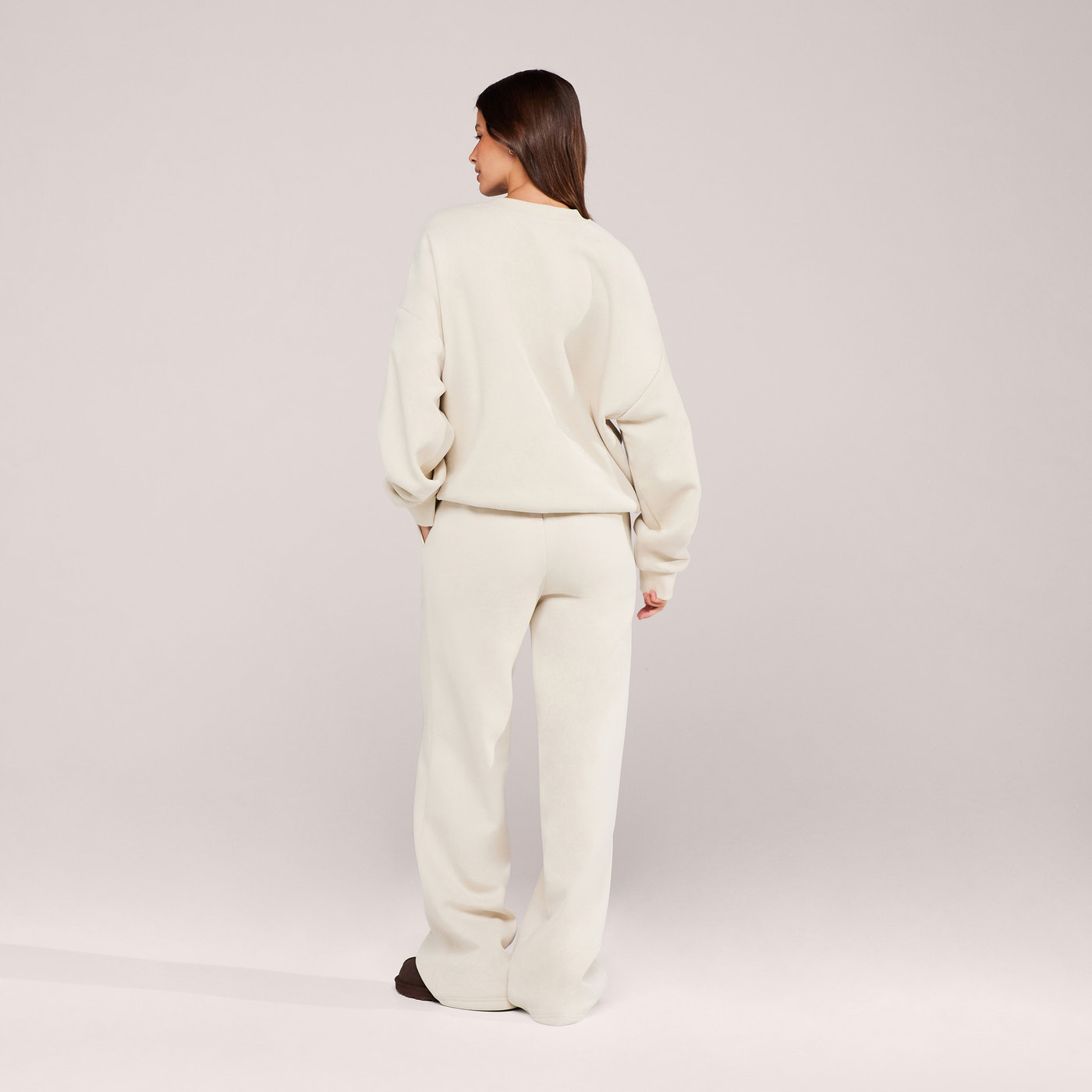 Jogginghose mit weitem Bein aus Bio-Baumwolle – Ecru