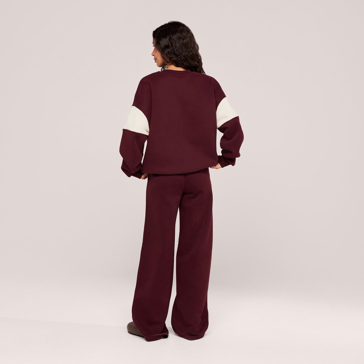 Schweres Oversized Campus-Sweatshirt – Mokka