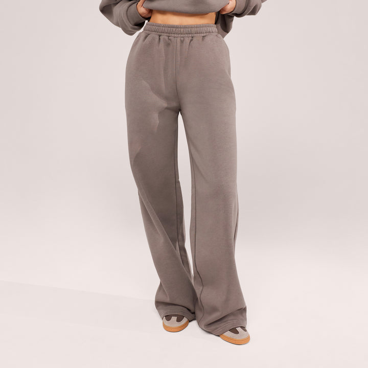Bio-Jogginghose mit weitem Bein – Black Coffee