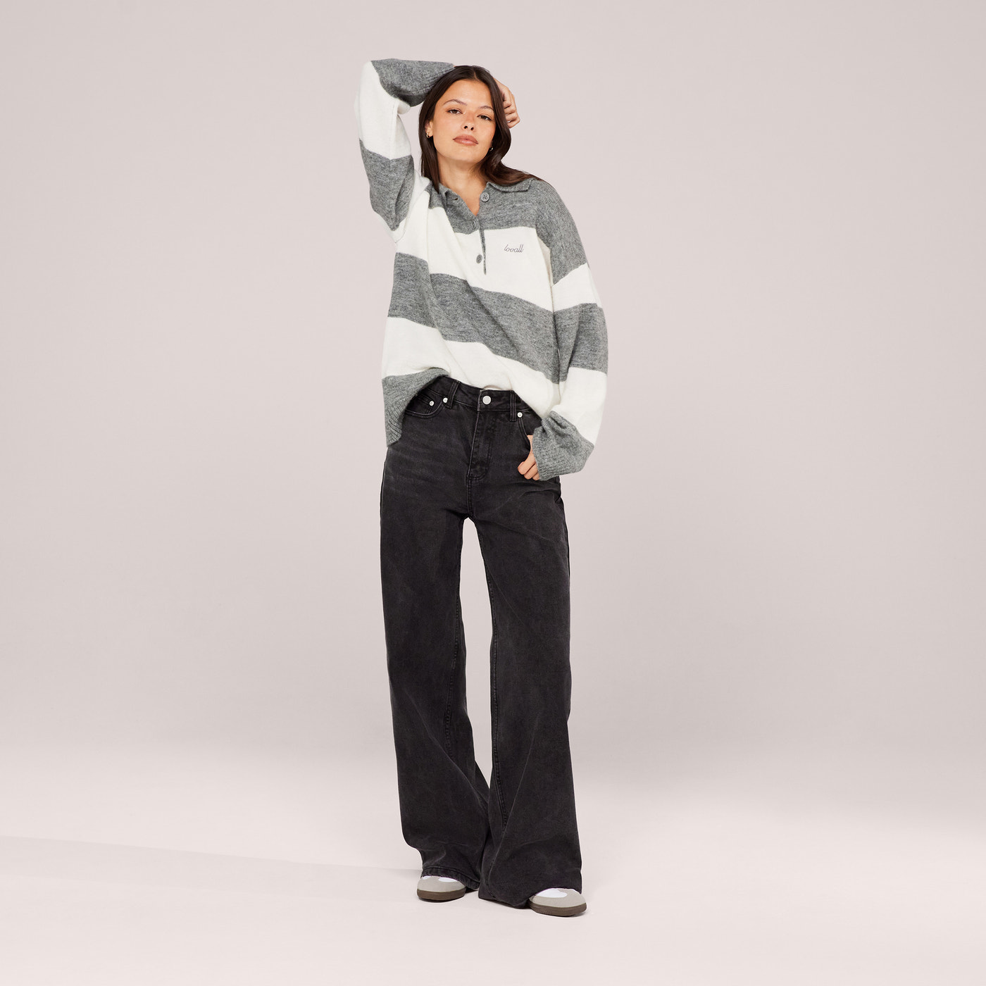 Wide Leg Jeans - Washed Black