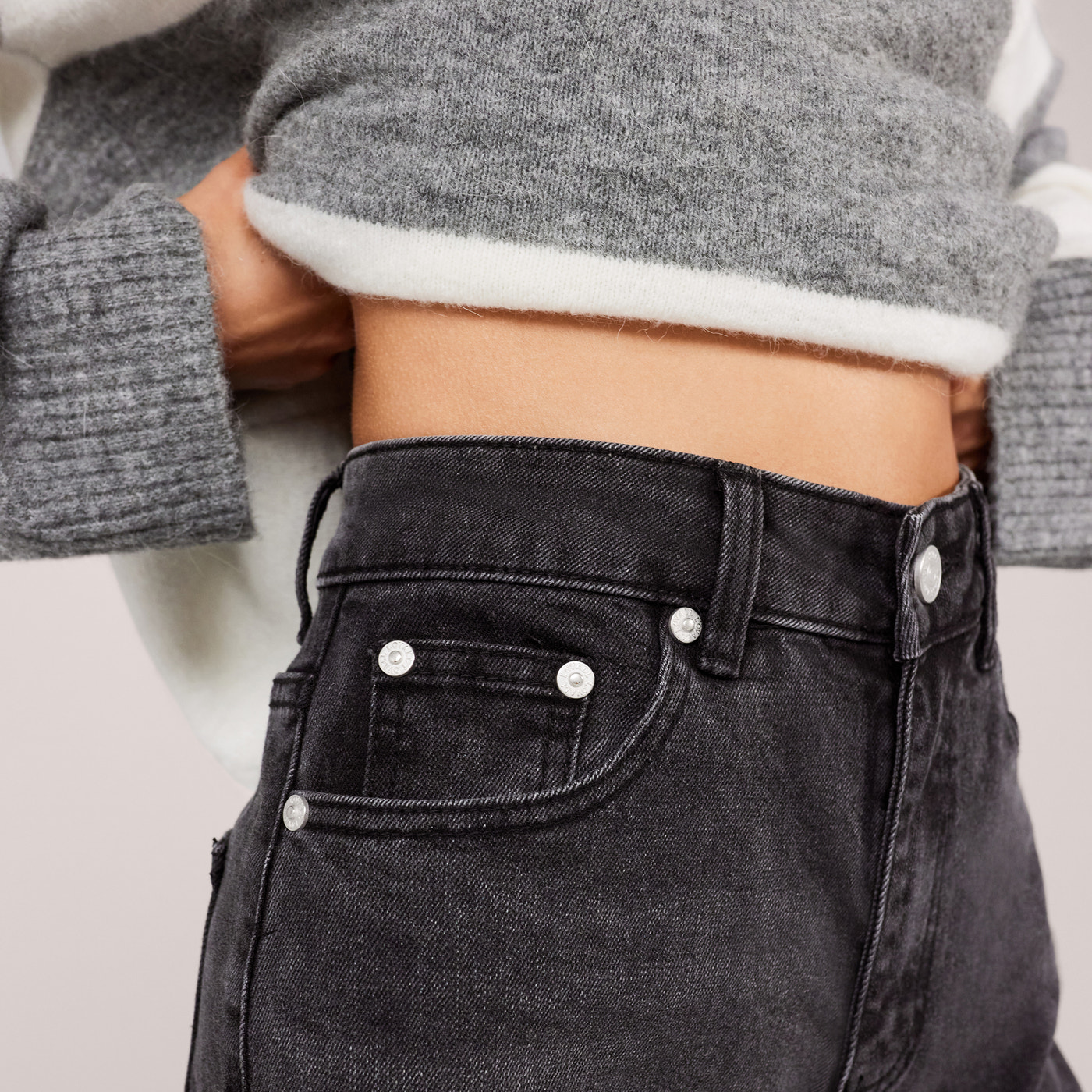 Wide Leg Jeans - Washed Black