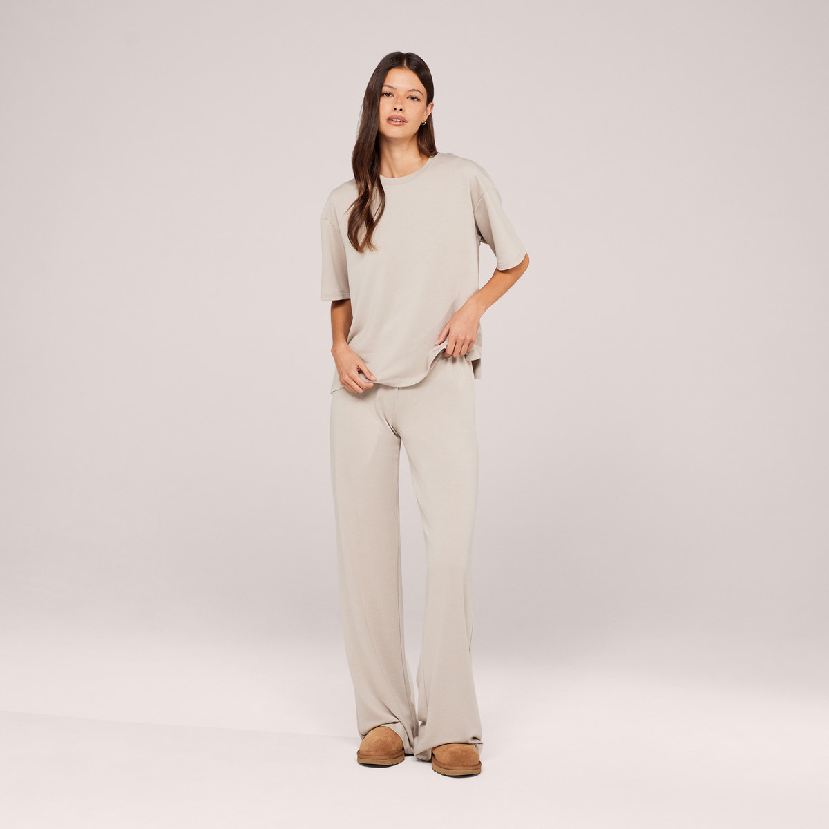 Weiches Loungewear-Set mit weitem Bein – Haferflocken-Beige