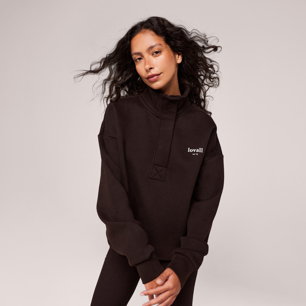 Schweres Sweatshirt mit 1/4-Reißverschluss – Mokka