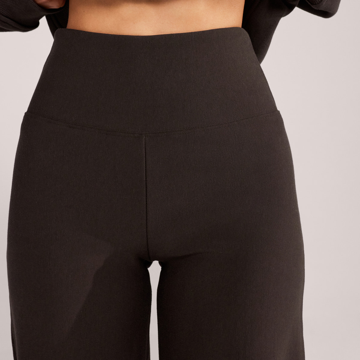 Winterhose mit weitem Bein – Black Coffee