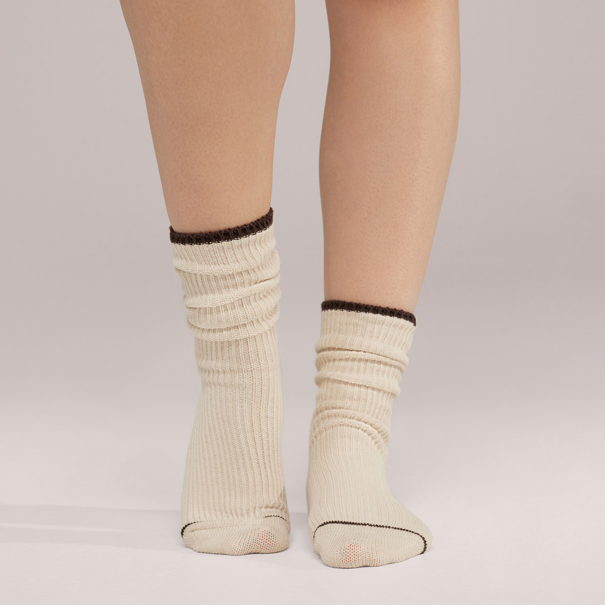 Gestrickte Rippensocken 2er-Pack – Schwarz/Kaffee/Beige