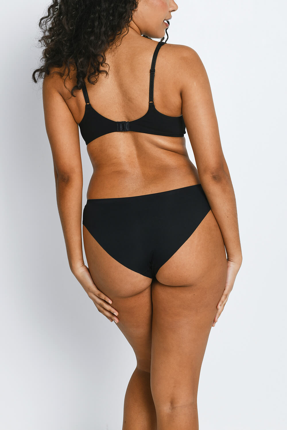 Nahtlose Brasilianische  Unterhose 3-Er Pack - Schwarze