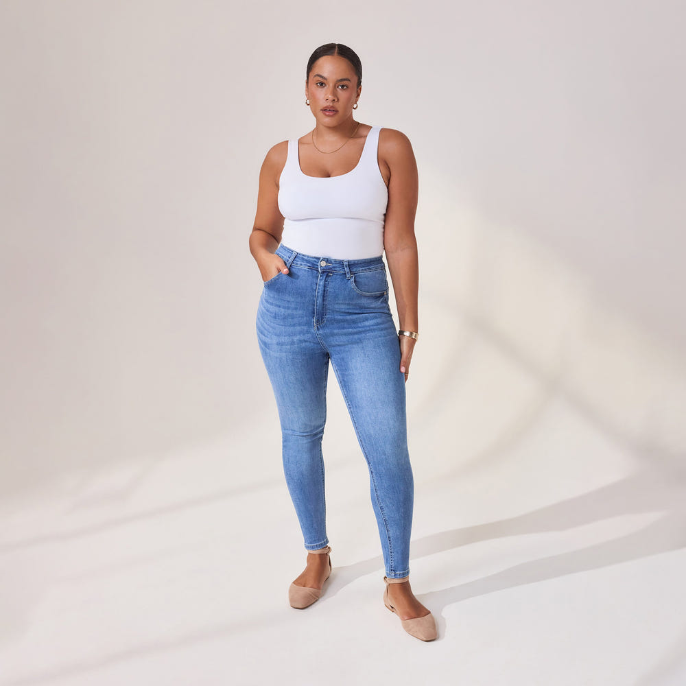 Lift & Shape Jeans - Mittelblaue