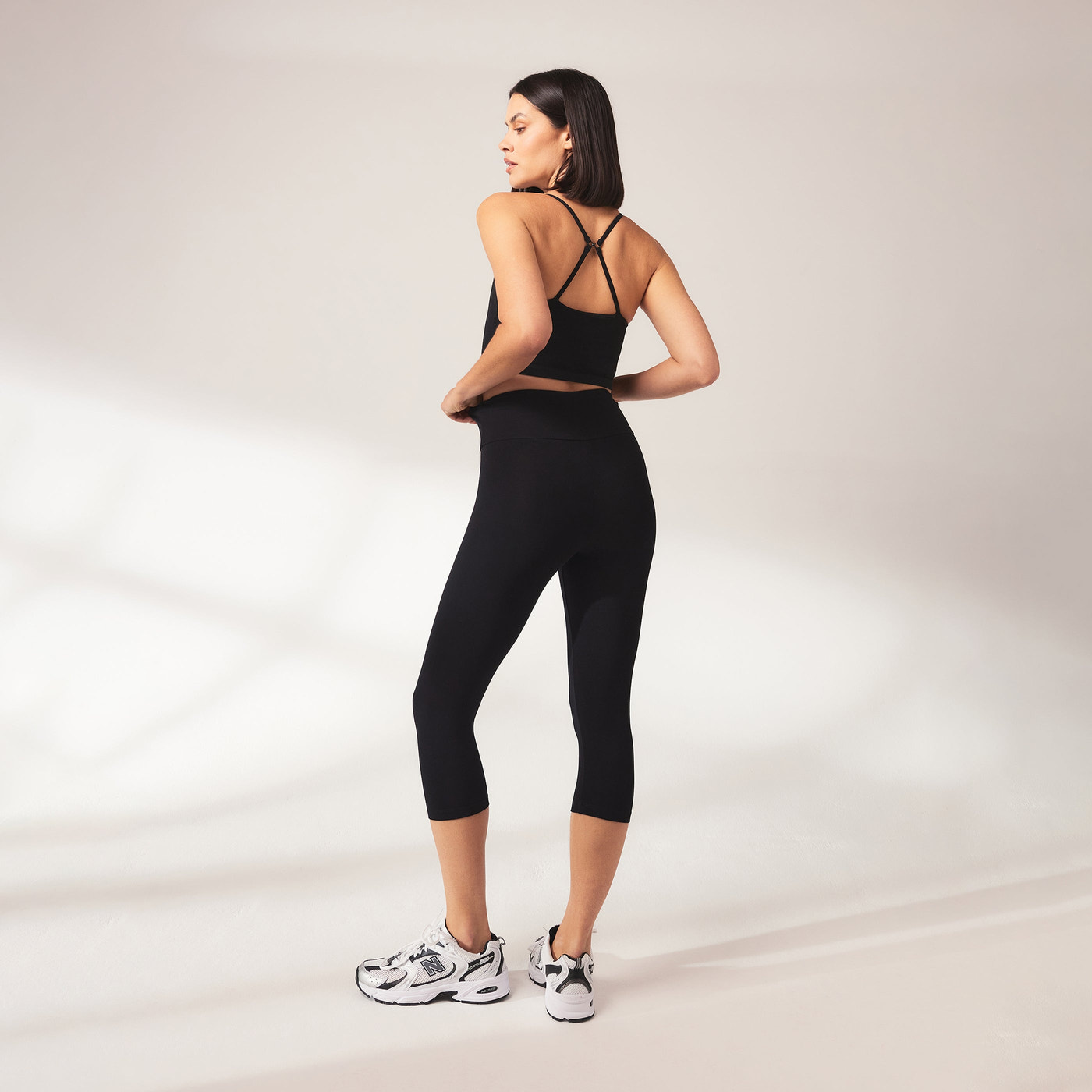 Cropped Leggings Lightweight Curvy - Black