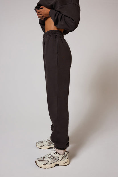 ALL SZN Bio-Jogger mit Bündchen Curvy - Black Coffee