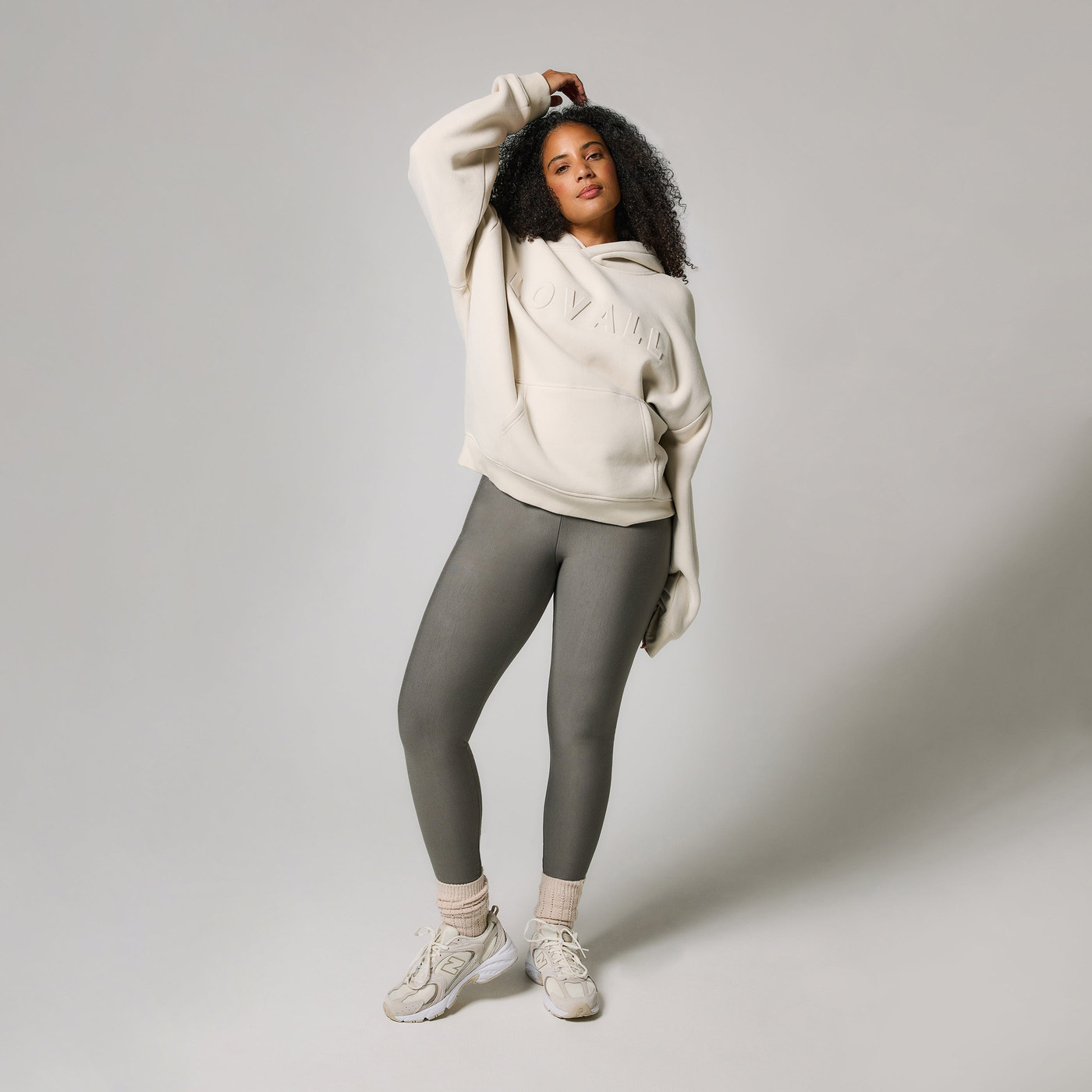 Schwergewicht Übergrößes Hoodie Curvy - Ecru