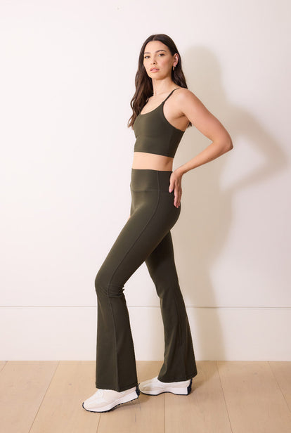 24/7 Revitalise Schlaghose Leggings Curvy - Deep Olive