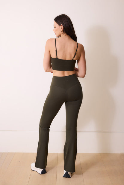 24/7 Revitalise Schlaghose Leggings - Deep Olive