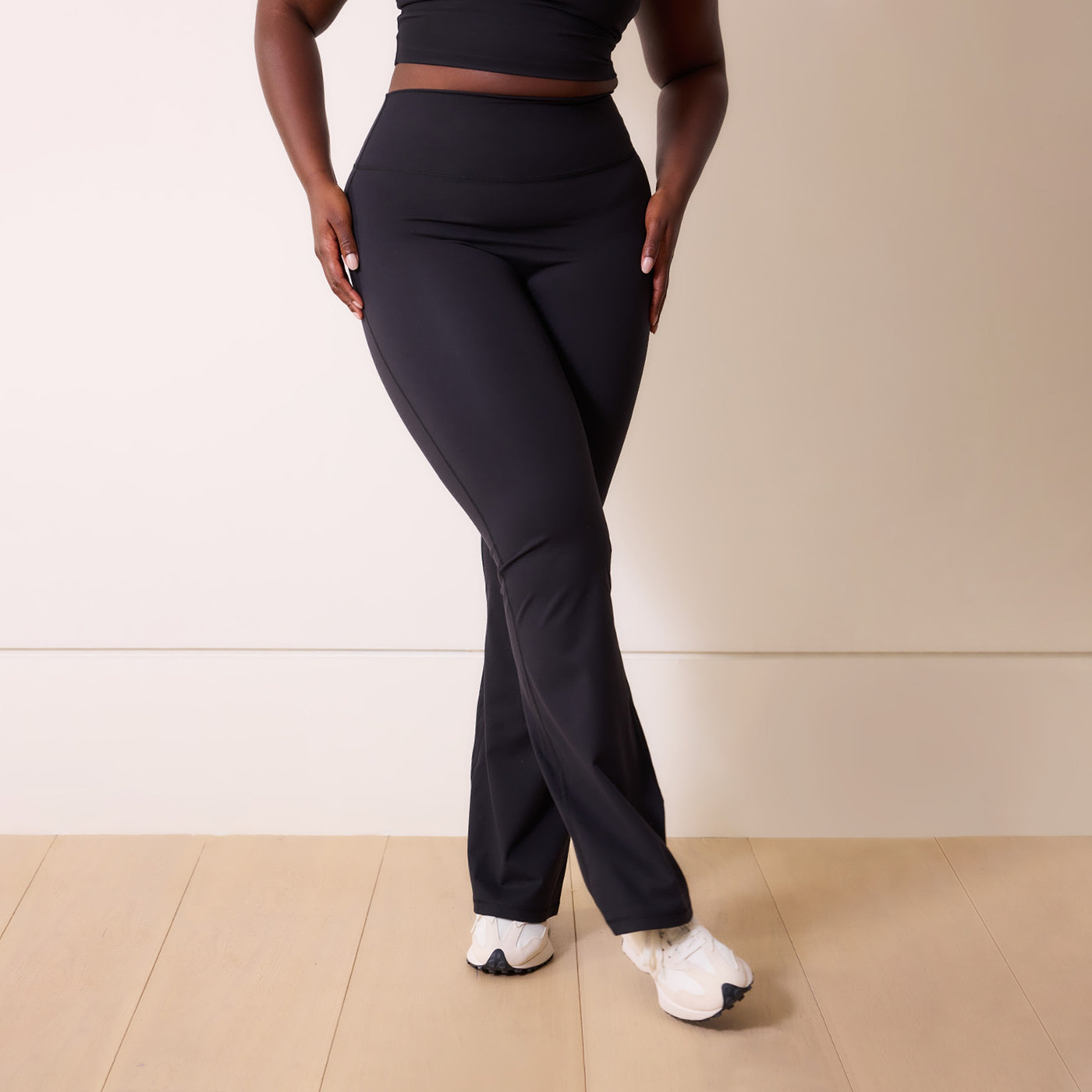 24/7 Revitalise Schlaghose Leggings Curvy - Midnight Black