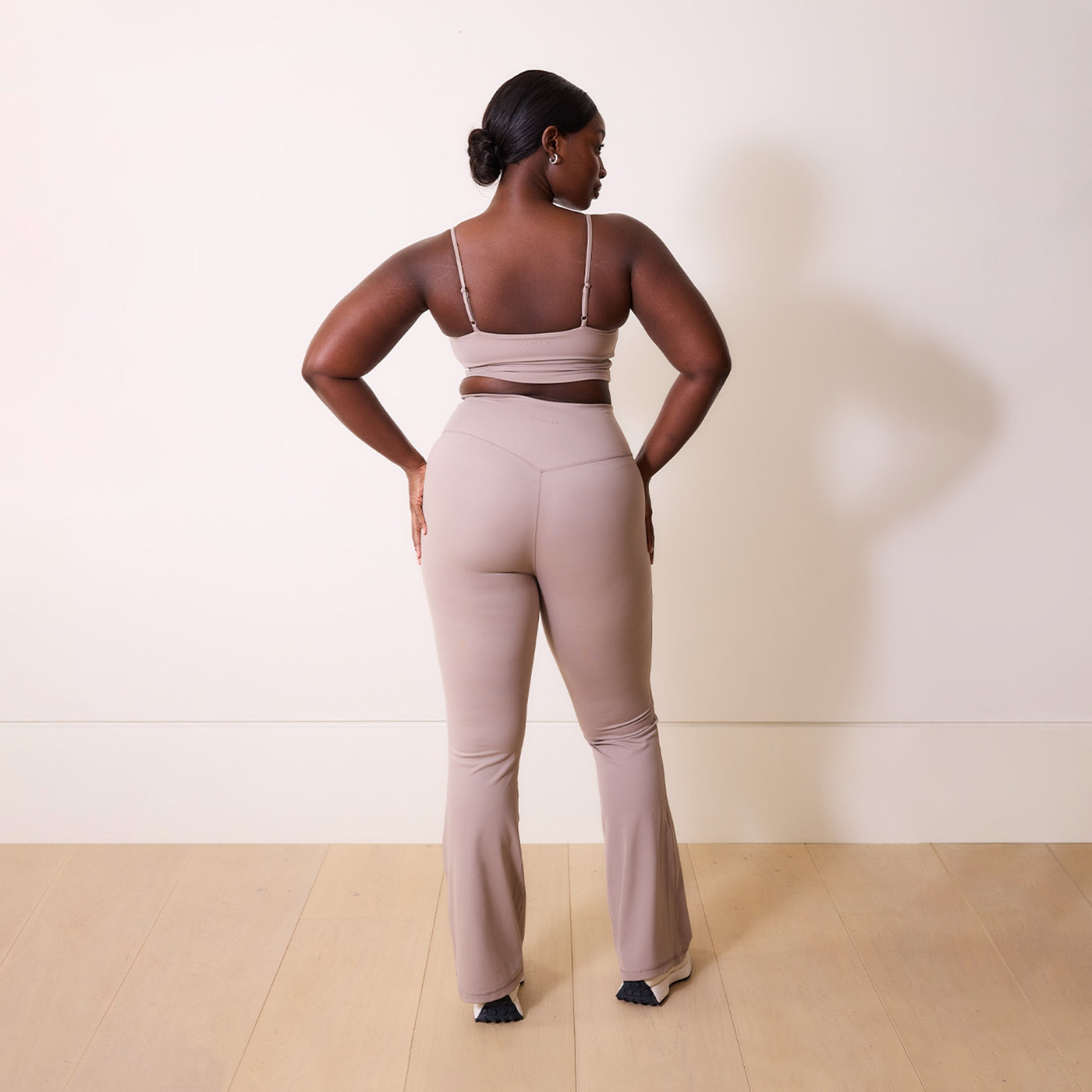24/7 Revitalise Schlaghose Leggings Curvy - Clay