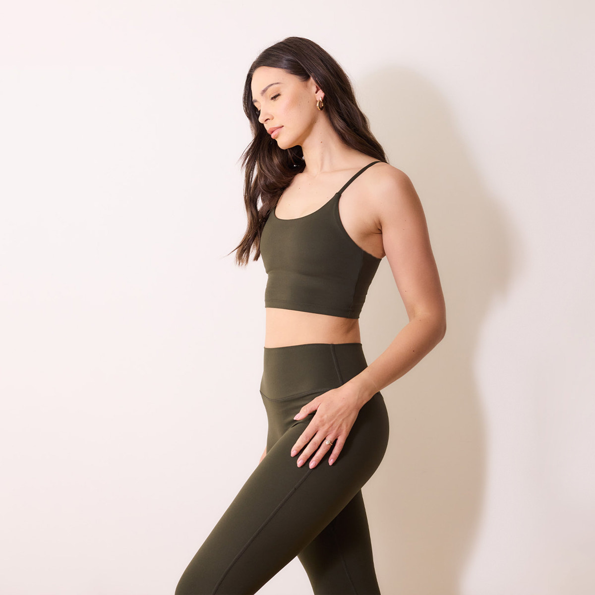 24/7 Revitalise Sport-BH – Tiefes Olive
