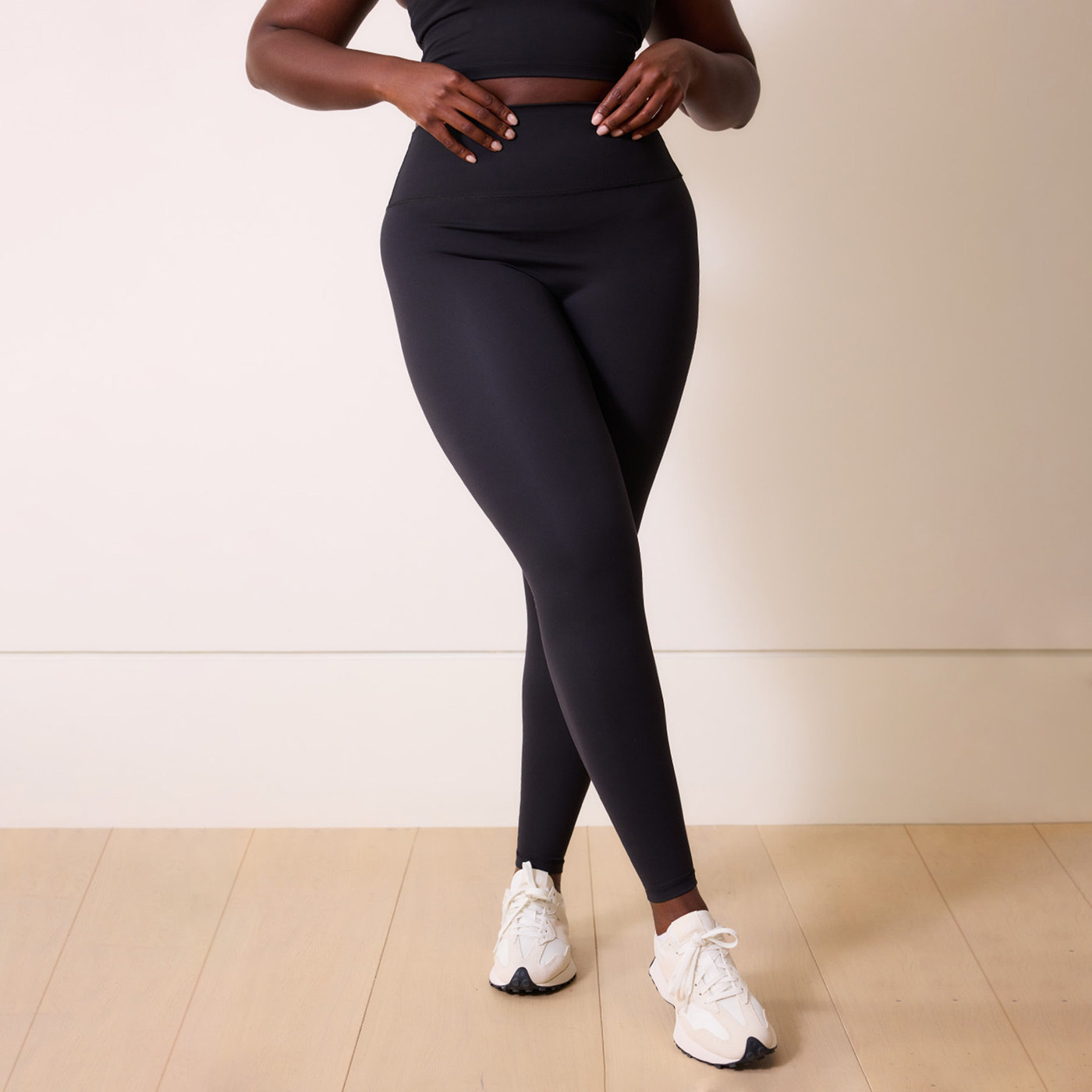 24/7 Revitalise 7/8 High-Waisted Leggings Kurve - Schwarz