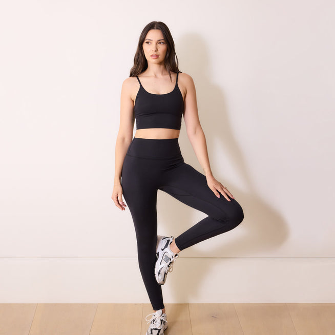 files/RevitaliseLeggings_Black_Womens_3_5df6fc50-21bc-4106-8806-abeeb9a15515.jpg