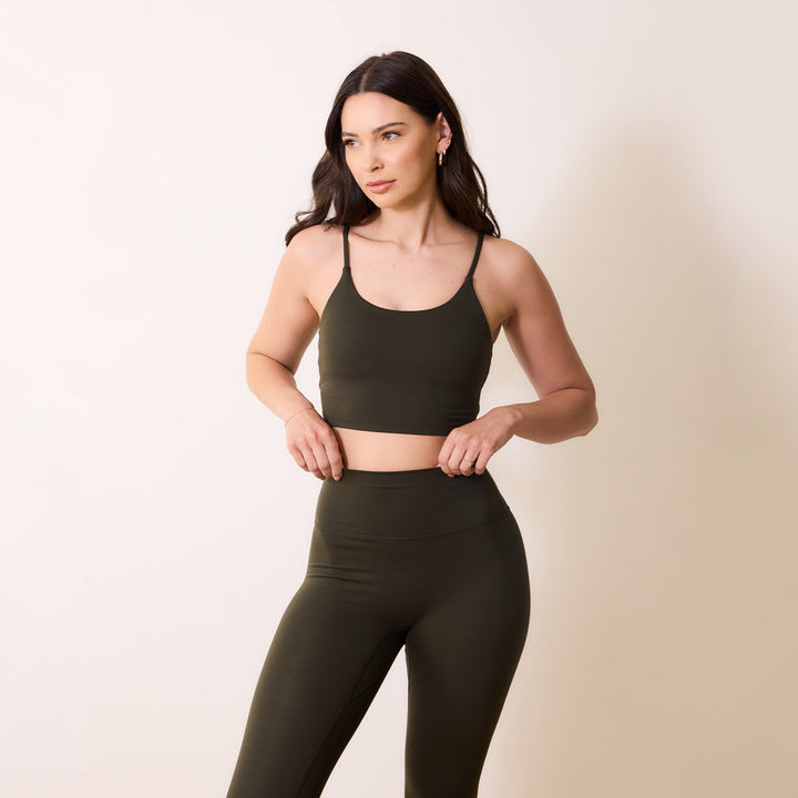 24/7 Revitalise Sport Bh - Tief-Olive