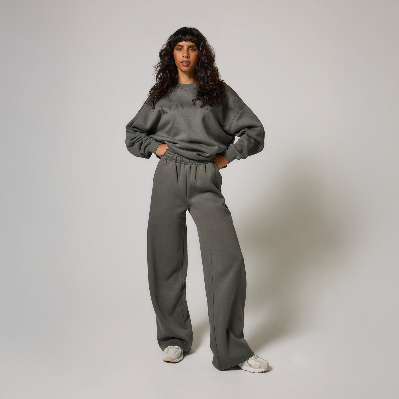 ALL SZN Bio-Jogger mit weitem Bein - Schiefergrün