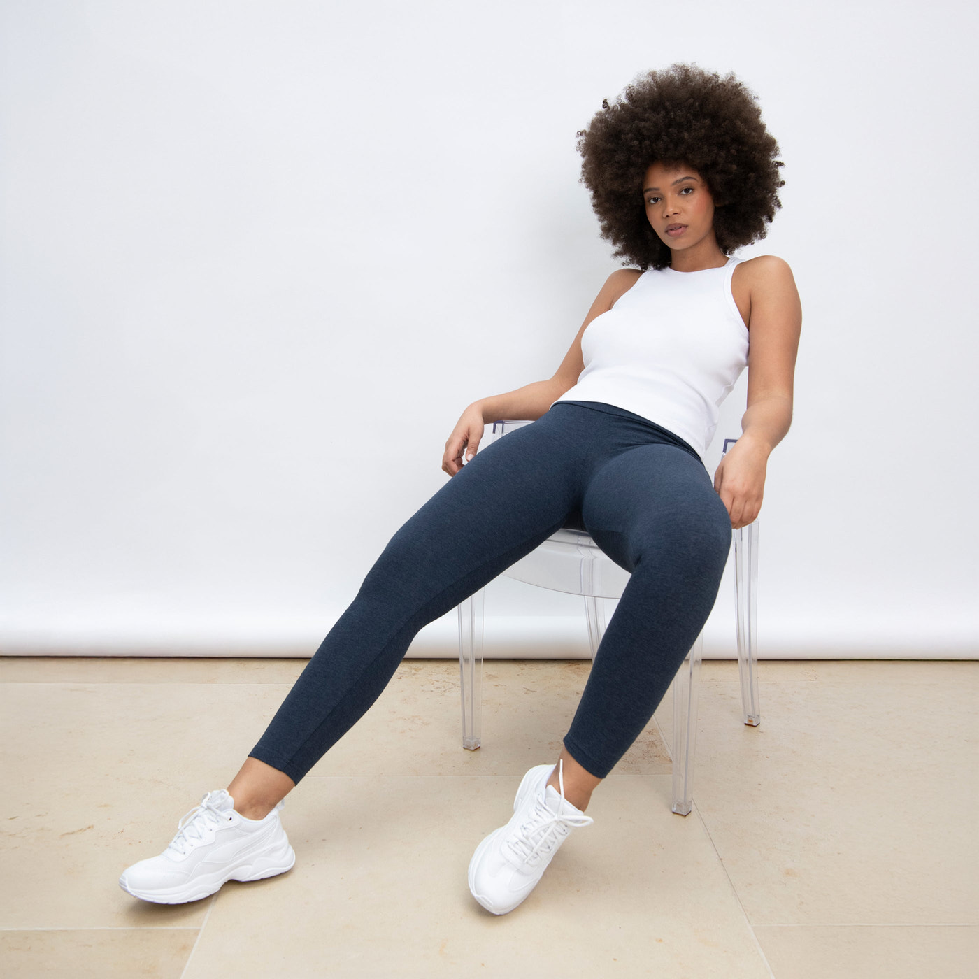 Alltägliche High-Waisted Leggings - Infinity-Blau-Melange