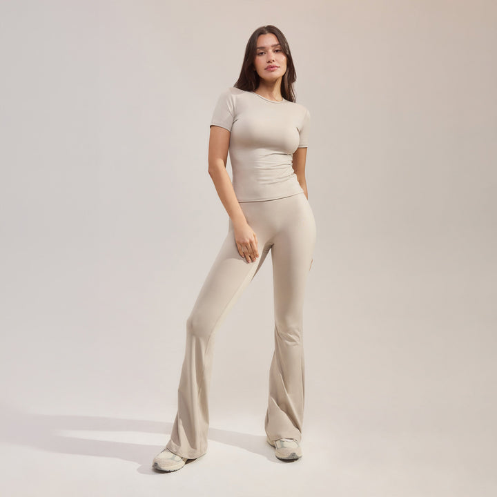 Ultimate Flare Leggings für jeden Tag – Haferbeige
