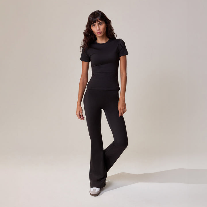 Ultimate Everyday Flare Leggings – Schwarz