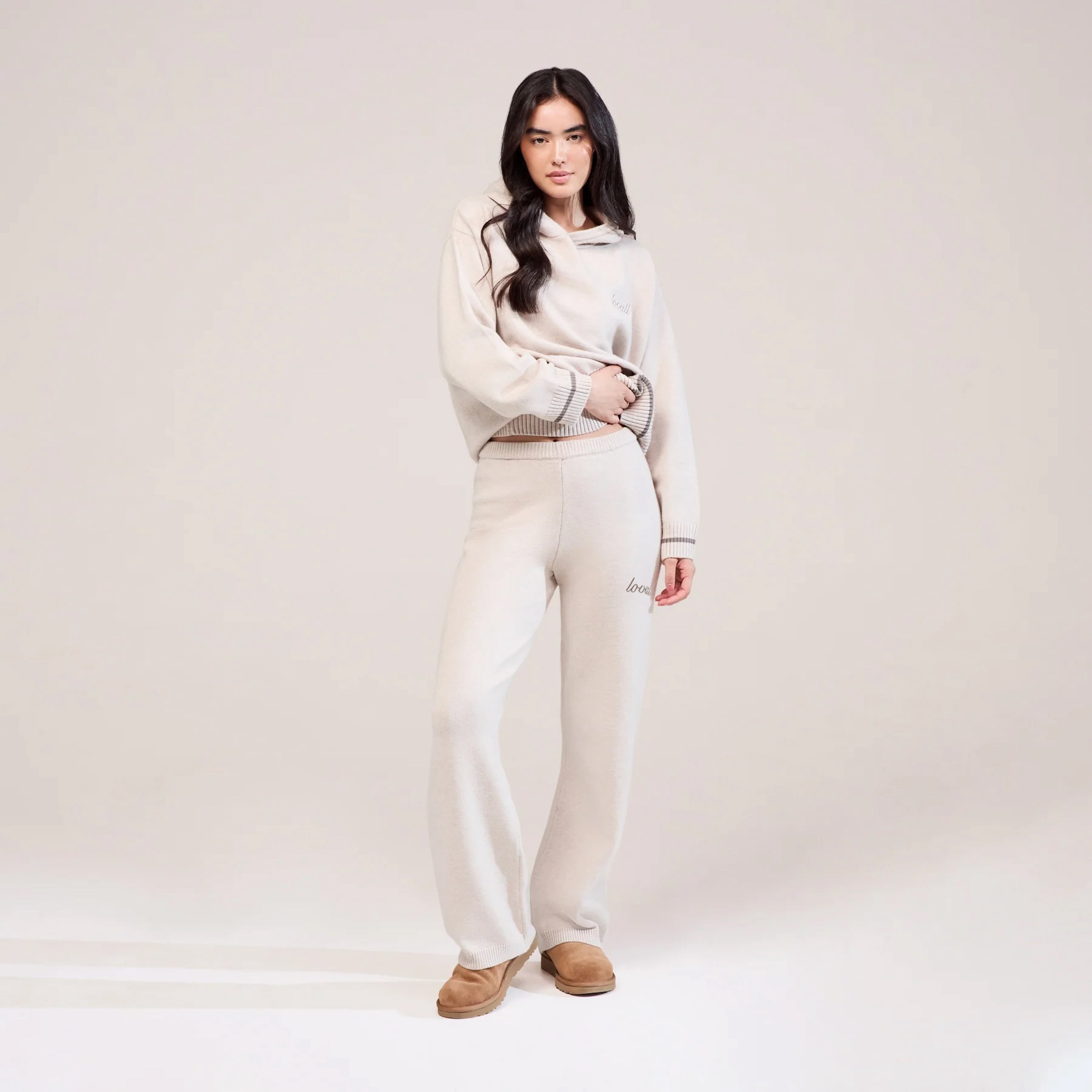 Weich gestrickte weite Hose – Beige