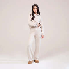 Weicher Kapuzenpullover aus Strick - Beige