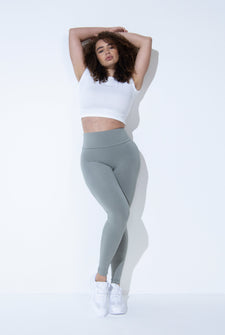 Everyday High Waisted Leggins Lightweight - Sage Green