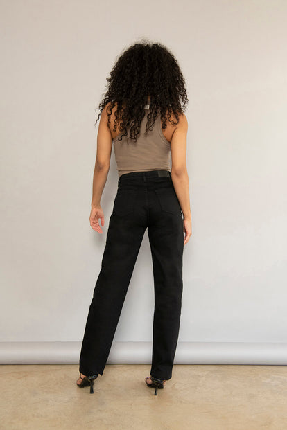 Straight-Fit Jeans - Black