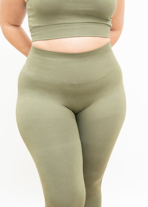 Ultimate High Waisted Seamless Leggings Curvy - Sage Green