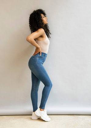 Ultimate 7/8 Jeggings - Mid Blue