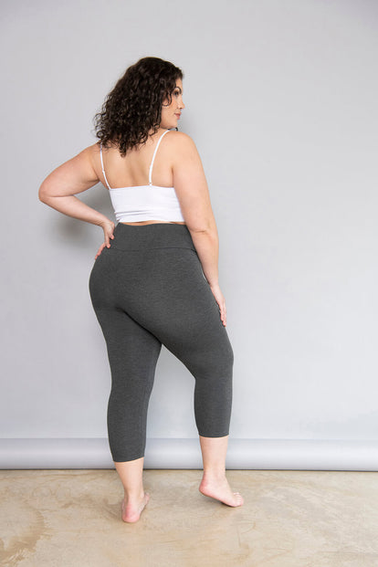 Cropped Leggings Lightweight Curvy - Dark Grey