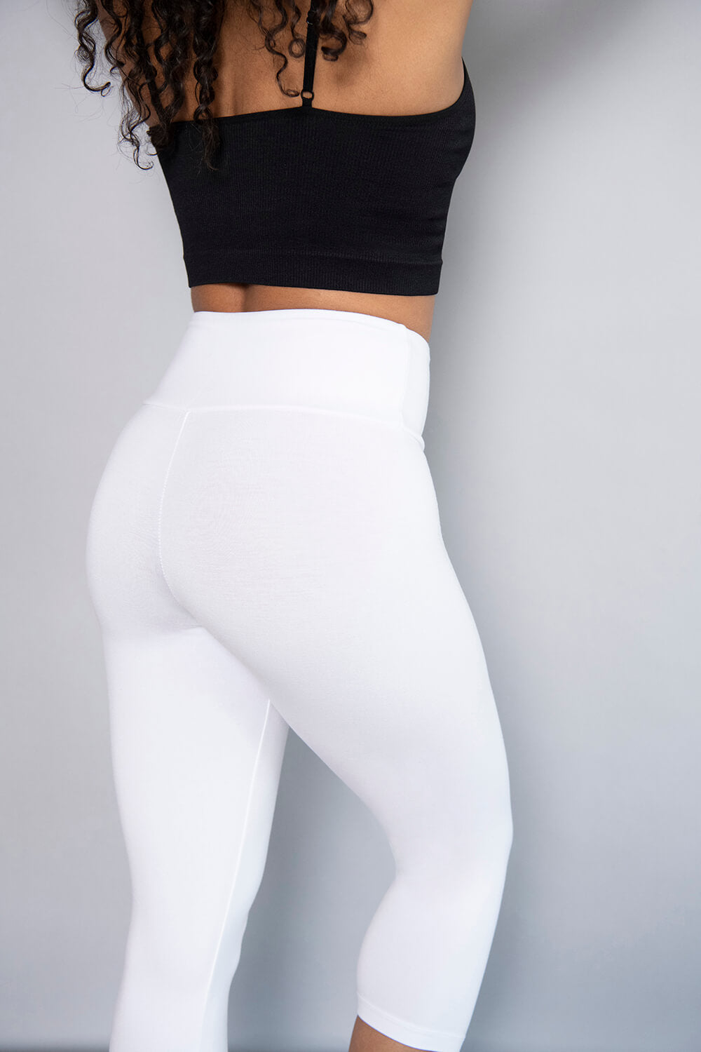 Gekurzte leichte Leggings mit Kurve WeiB LOVALL