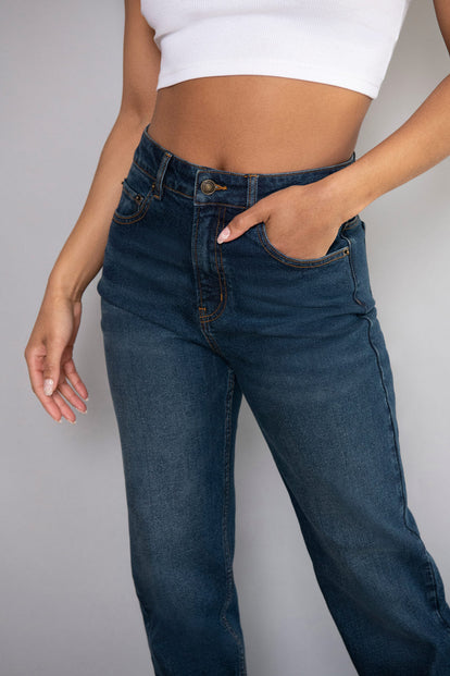 Straight-Fit Jeans - Dark Blue