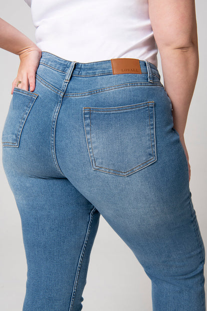 Gerippte Hose Mit Weitem Bein Curvy-Fit Mom Jeans - Mid Blue