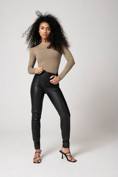 High Waisted Leggings In Lederoptik - Black