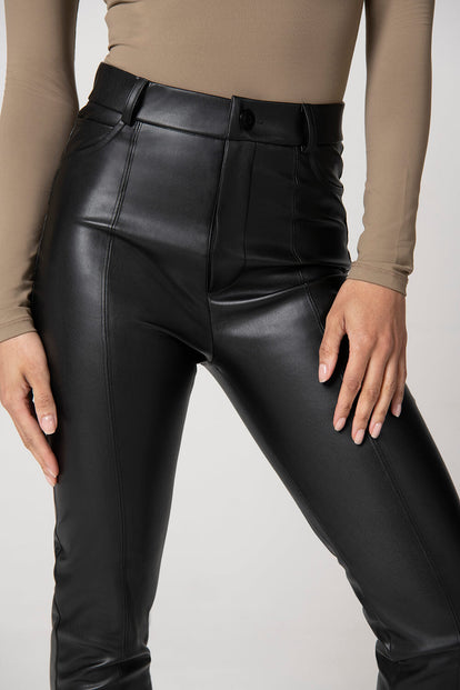 High Waisted Leggings In Lederoptik - Black