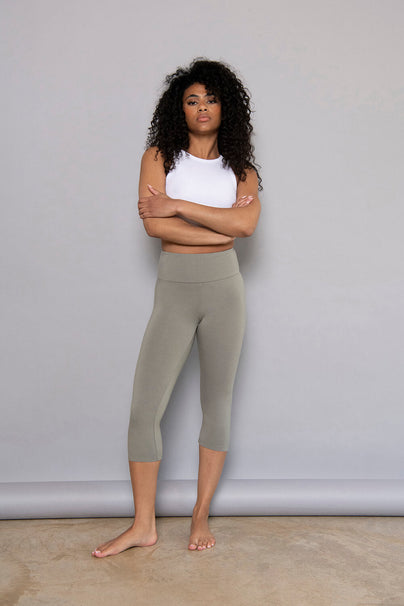 Cropped Leggings Lightweight - Sage Green