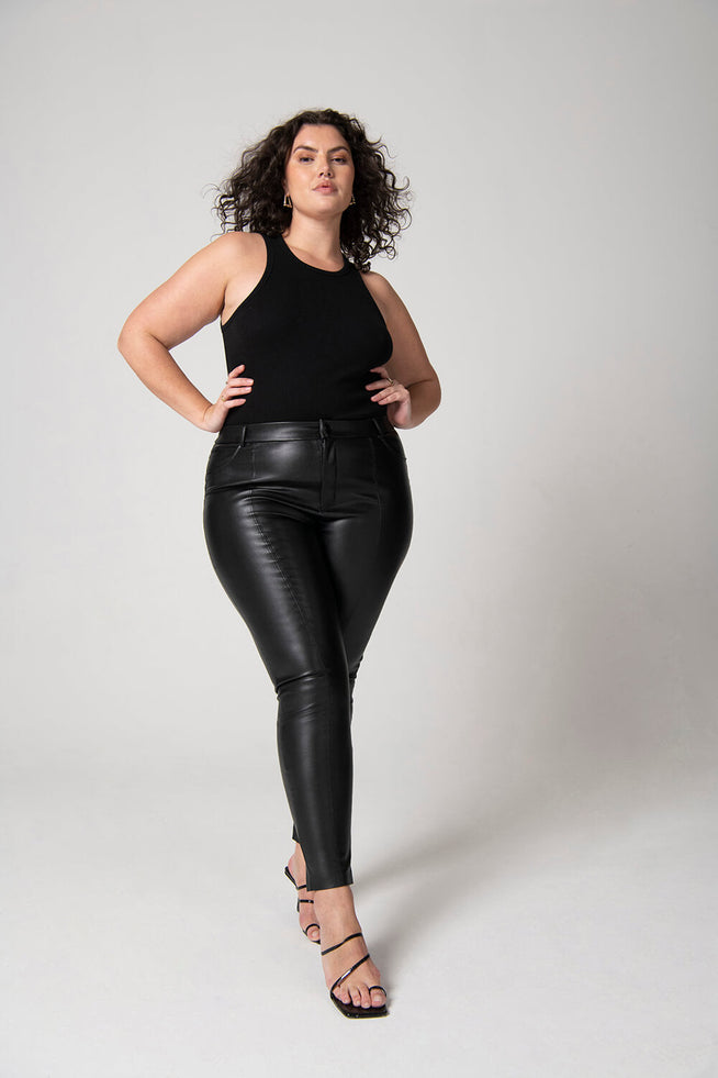 High Waisted Leggings In Lederoptik Curvy - Black