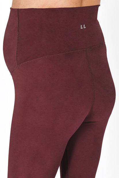 Revitalise Cropped Umstandsleggings - Winter Berry