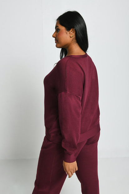 Luxus Lounge Sweatshirt Curvy - Dark Cherry