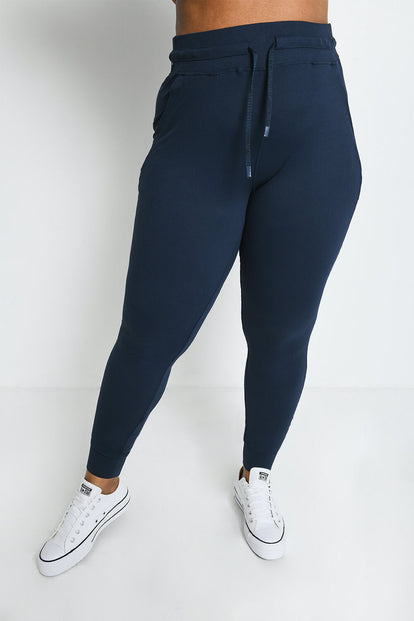 Recharge High Waisted Jogginghose Curvy - Navy Blue