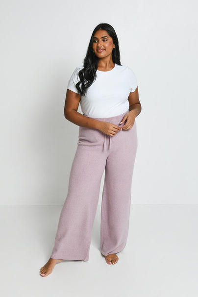 products/C_Pink_WideLegKnitTrousers_1_9e7b9bab-932d-4c6e-be1c-afebdd33b953.jpg