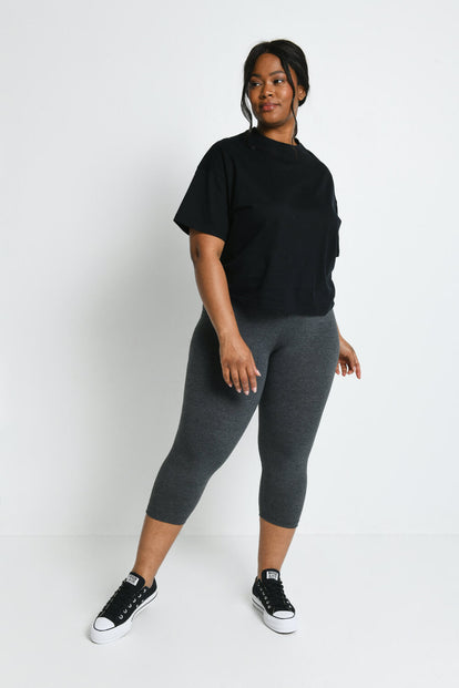 Rose - Height: 5'10 | Wearing Size 18 