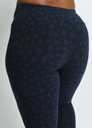 Everyday High Waisted Leggings Curvy - Navy Animal Print