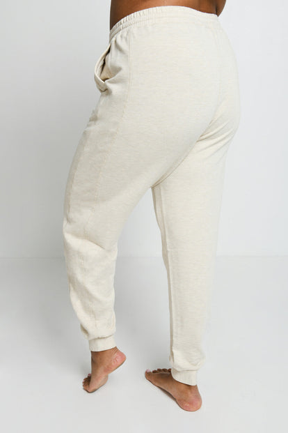 Luxus Lounge Jogginghose Curvy - Vanilla Marl